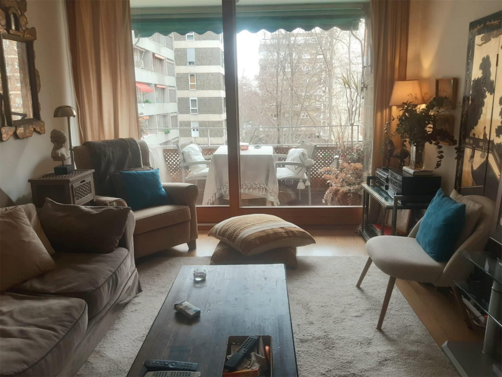 Living room of Flat for rent in  Madrid Capital  with Air Conditioner and Terrace