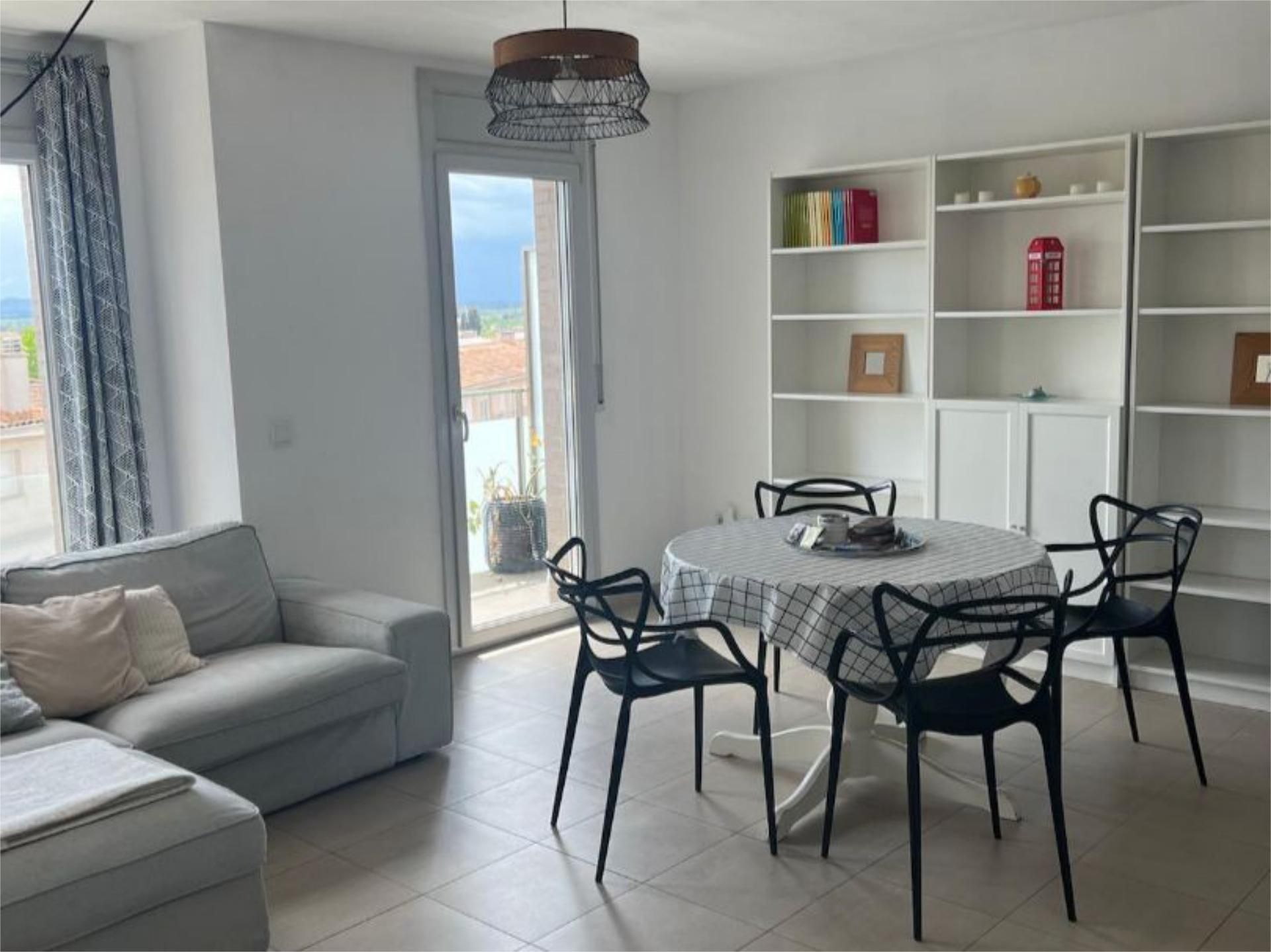 Piso para compartir en Carrer Doctor Fleming, 33, Cassà de la Selva Comedor de Piso para compartir en Cassà de la Selva con Calefacción, Jardín privado y Terraza