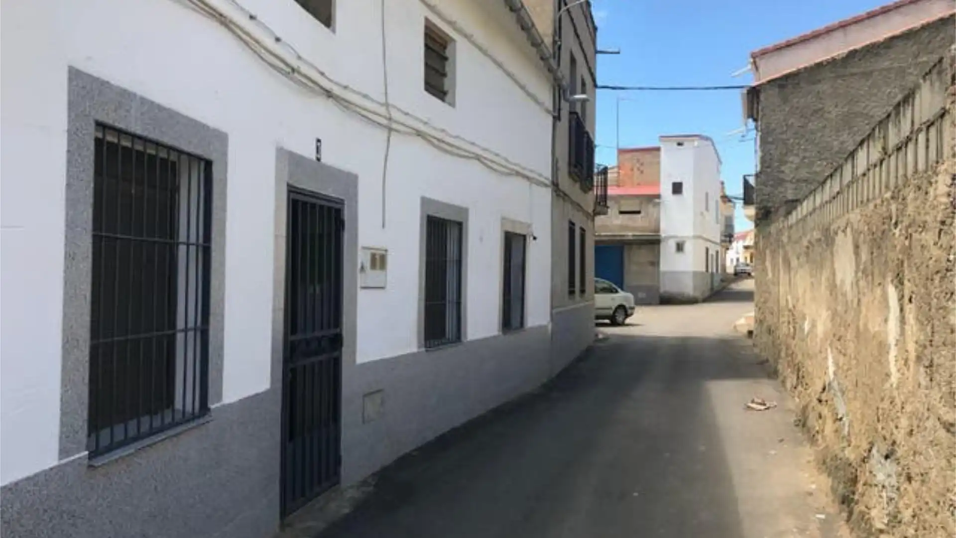 Exterior view of Houses for sale in Orellana la Vieja  with Furnished