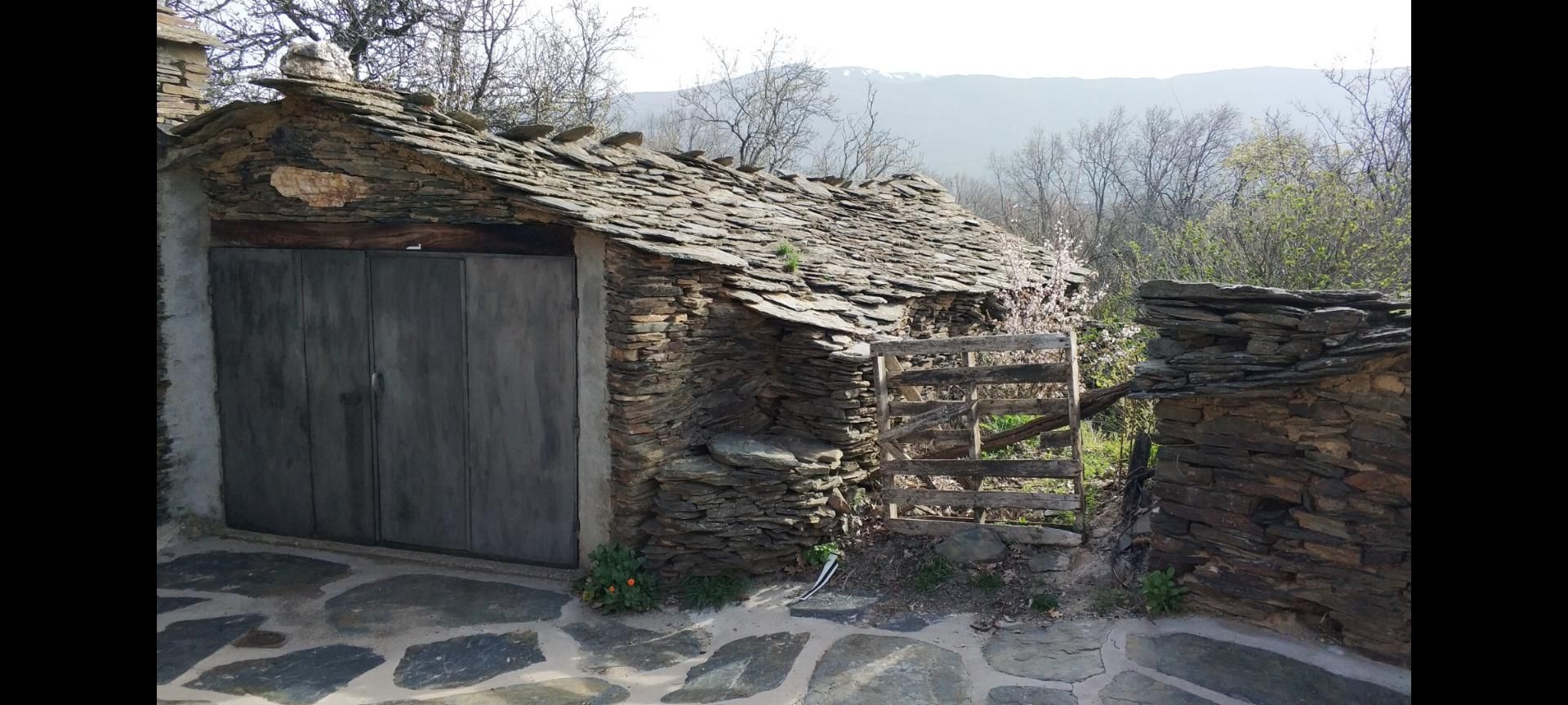 Vista exterior de Casa adosada en venta en Campillo de Ranas