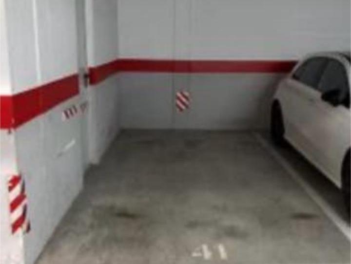 Garaje de alquiler en Marquès de Fontsanta, Palma de Mallorca - imagen 1 Foto 1 de Garaje de alquiler en Marquès de Fontsanta, Palma de Mallorca