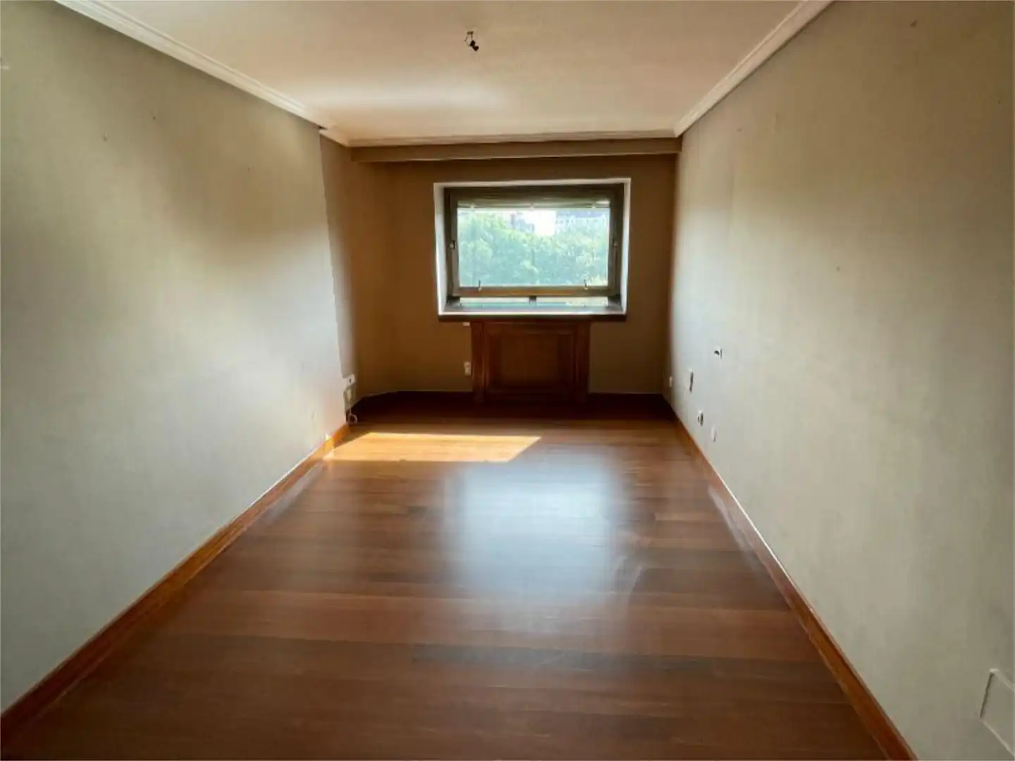 Flat for sale in Avenida Condesa de Sagasta, 2, Centro Ciudad Bedroom of Flat for sale in León Capital with Heating, Parquet flooring and Terrace