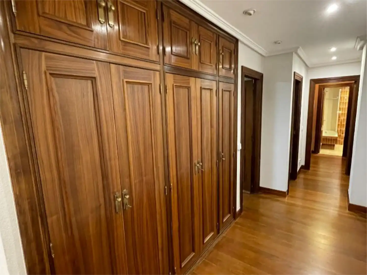 Flat for sale in Avenida Condesa de Sagasta, 2, Centro Ciudad Flat for sale in León Capital with Heating, Parquet flooring and Terrace