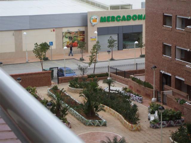 Apartamento en Venta en Calle el Barco, 9 en Playa Coral -Torremar