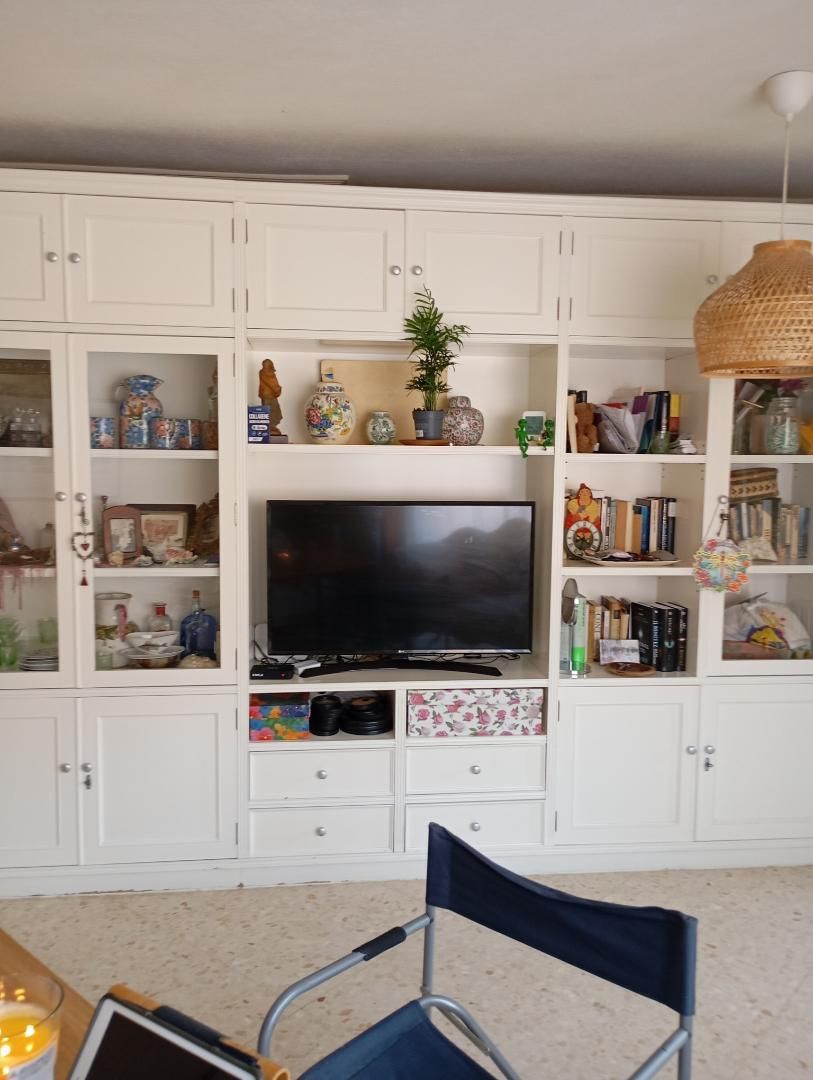 Living room of Flat for sale in  Madrid Capital  with Air Conditioner and Balcony