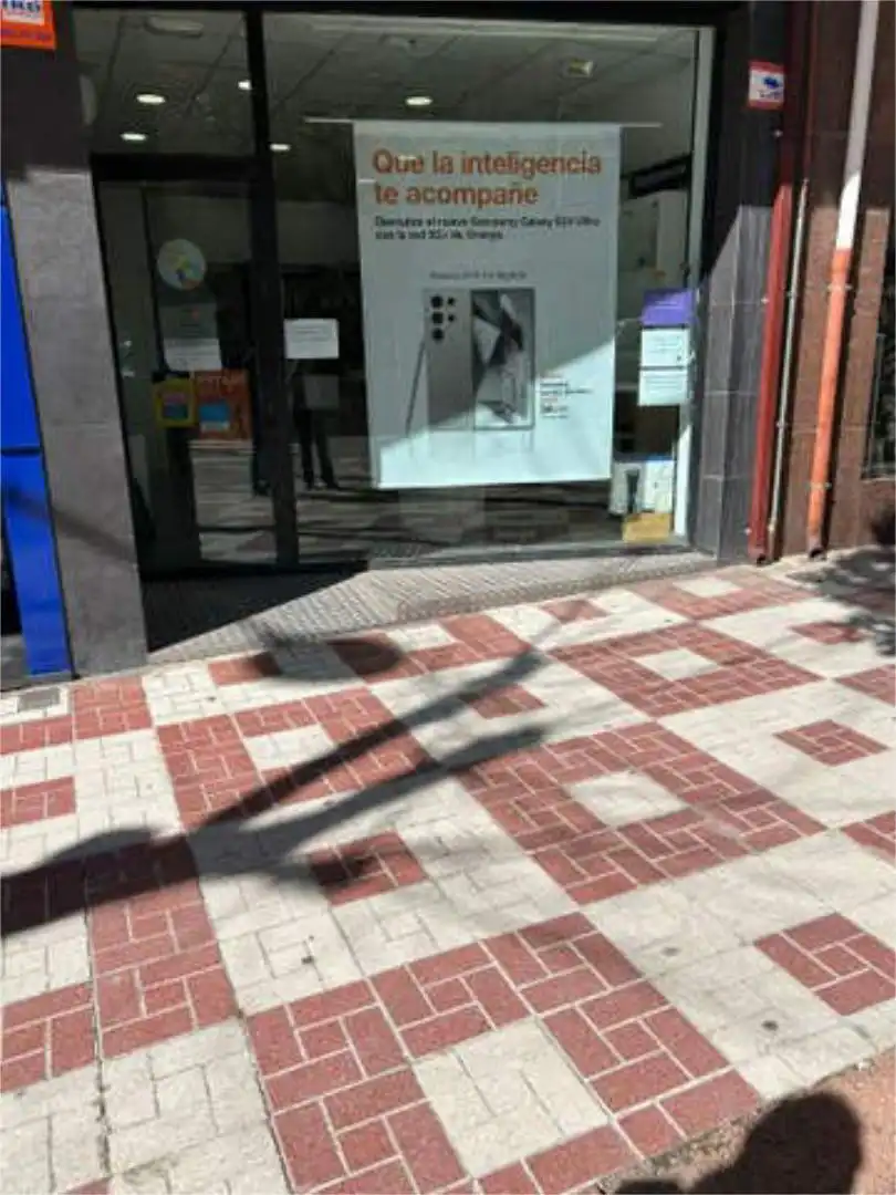 Vista exterior de Local de alquiler en Alcalá la Real con Aire acondicionado