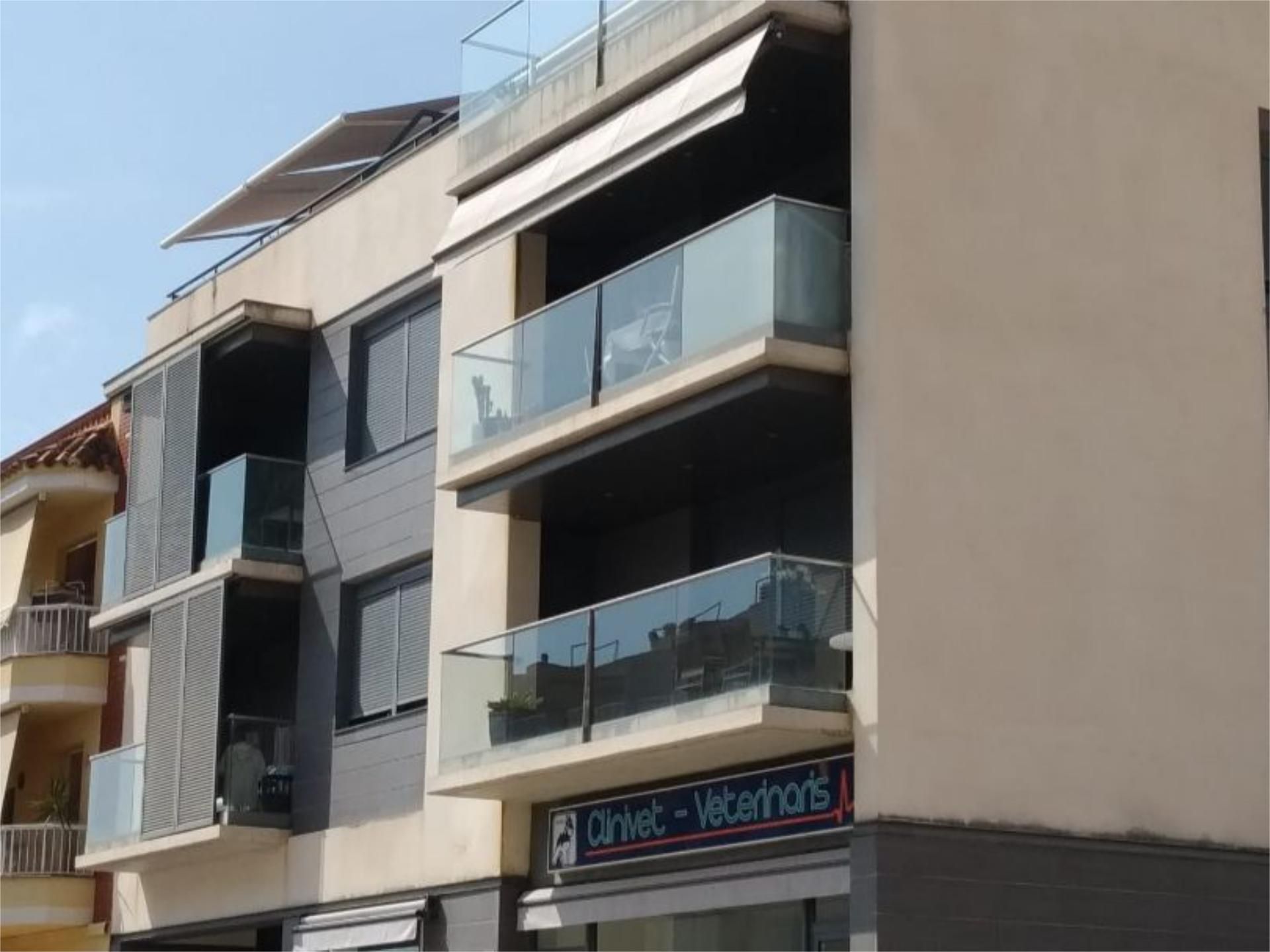 Außenansicht von Dachboden zum Verkauf in La Ràpita mit Klimaanlage, Heizung und Parkett