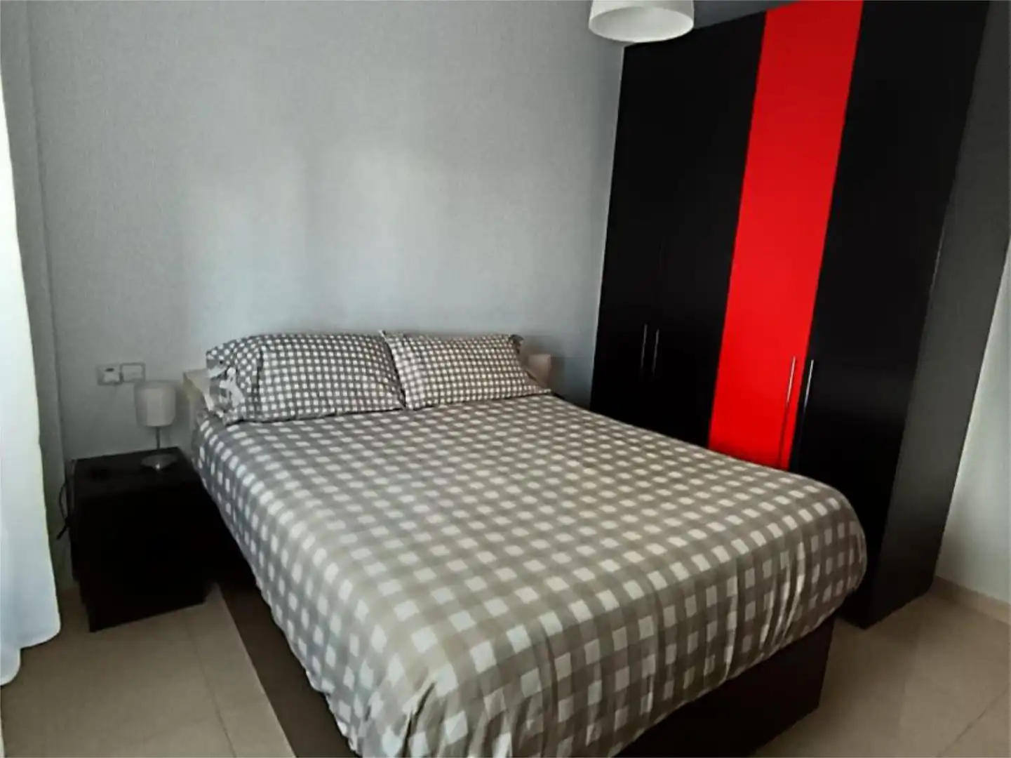 Habitación de Dúplex en venta en Pineda de Mar con Terraza y Balcón