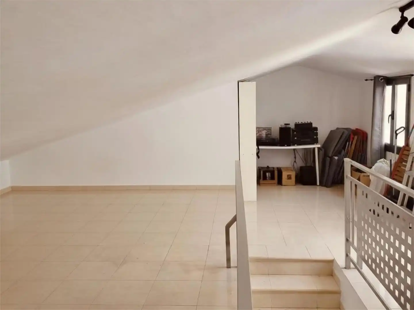 Dúplex en venta en Pineda de Mar con Terraza y Balcón