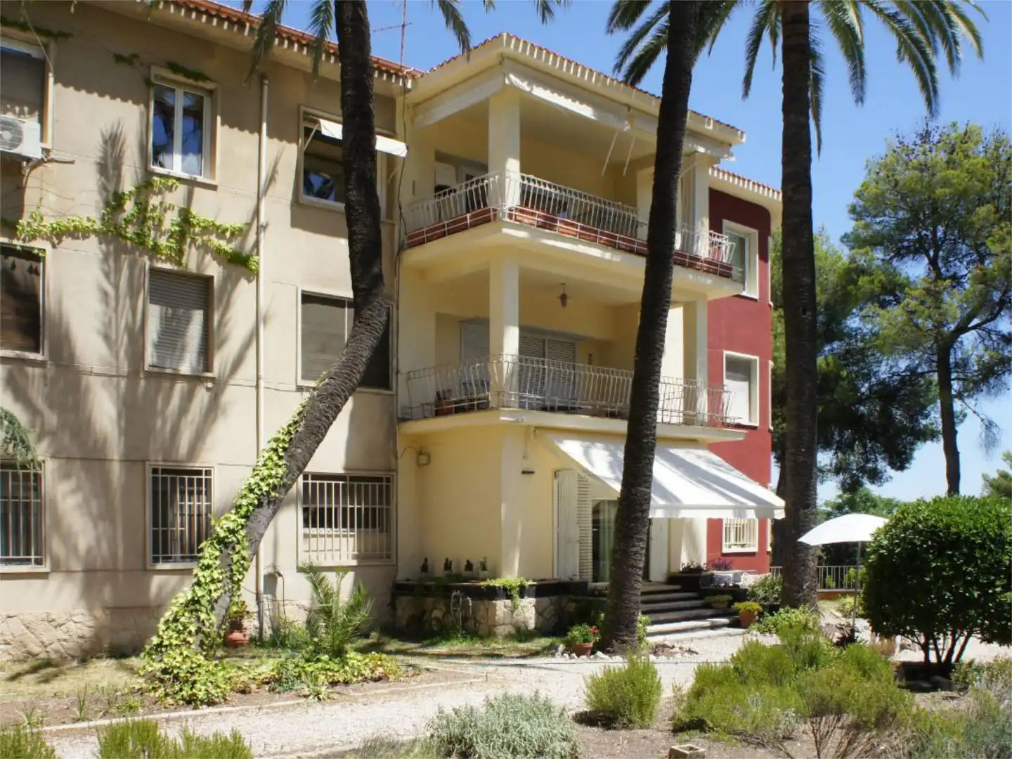 Wohnung zum Verkauf in Carrer els Alçamora, 7, Santa Rosa Außenansicht von Wohnung zum Verkauf in Alcoy / Alcoi mit Klimaanlage, Heizung und Privatgarten