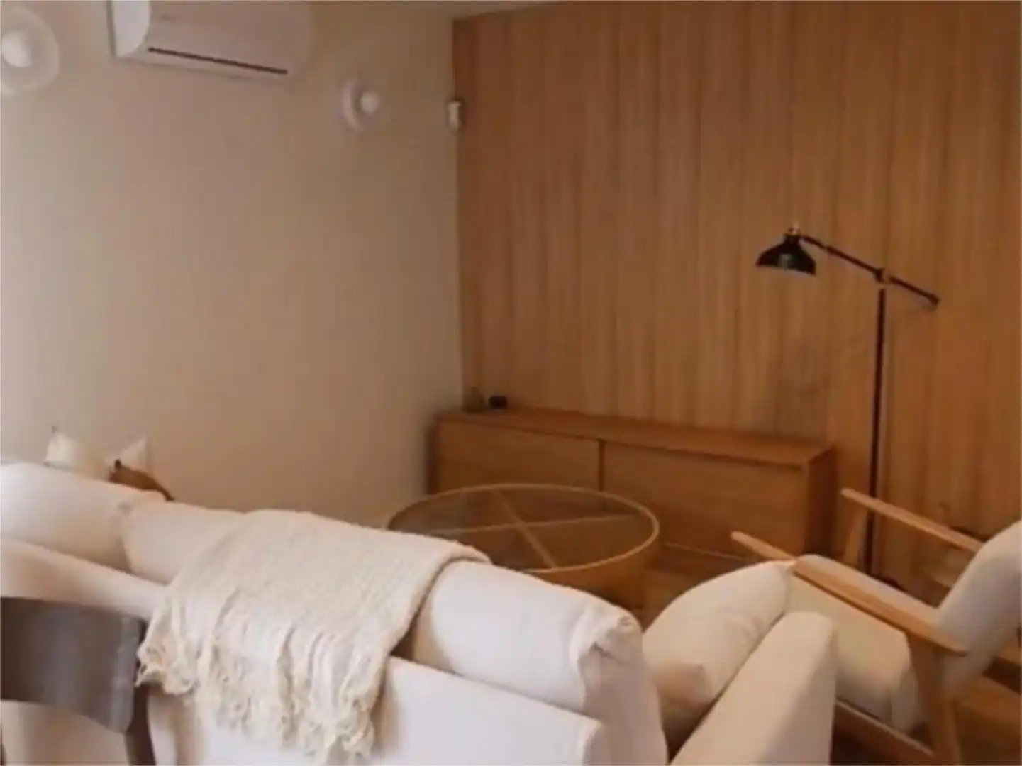 Room in Calle de Armenteros, 12, Valdezarza Bedroom of Flat for share in Madrid with Air Conditioner, Heating and Parquet flooring