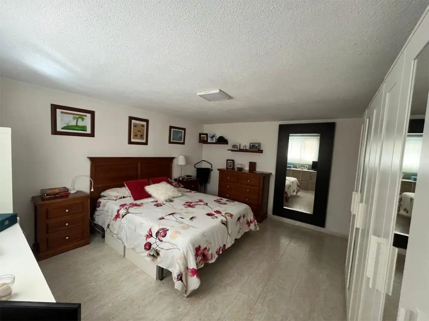 Habitación de Casa o chalet en venta en Pelayos de la Presa con Terraza y Piscina
