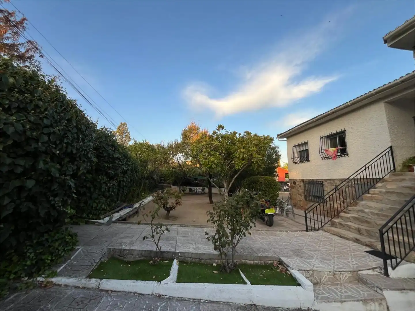 Vista exterior de Casa o chalet en venta en Pelayos de la Presa con Terraza y Piscina