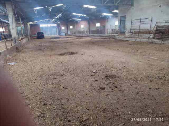 Nave industrial en Alquiler en Arcenillas