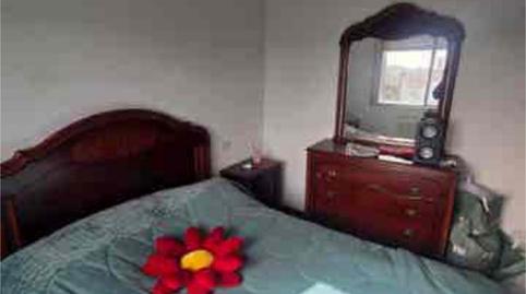 Foto 4 de Piso en venta en Chantada, Lugo