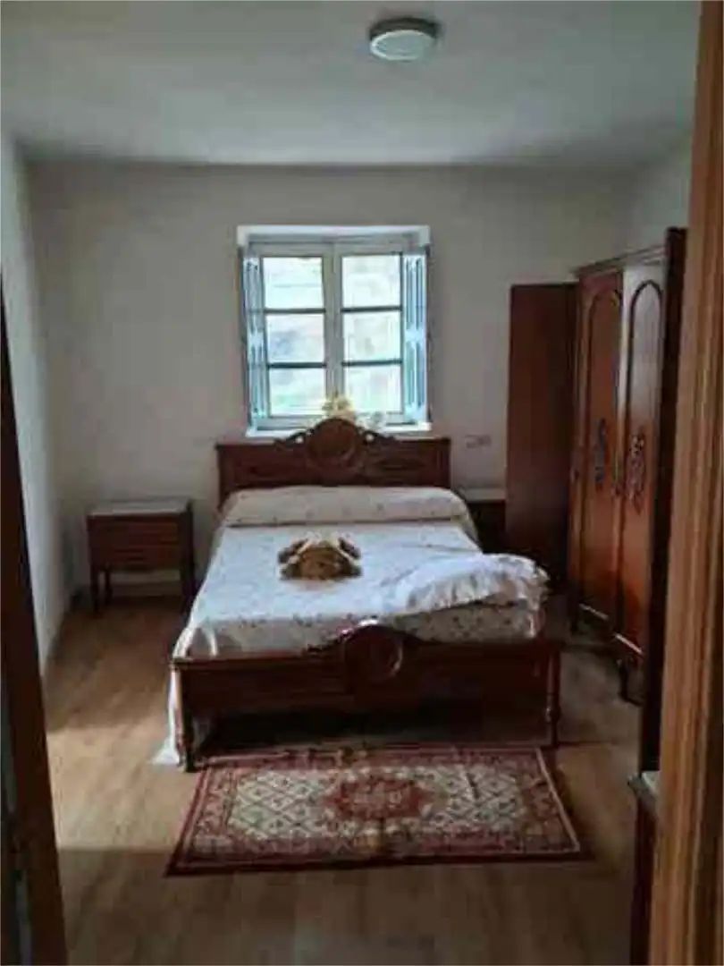 Casa o xalet en venda a Toreno Dormitori de Casa o xalet en venda en Toreno