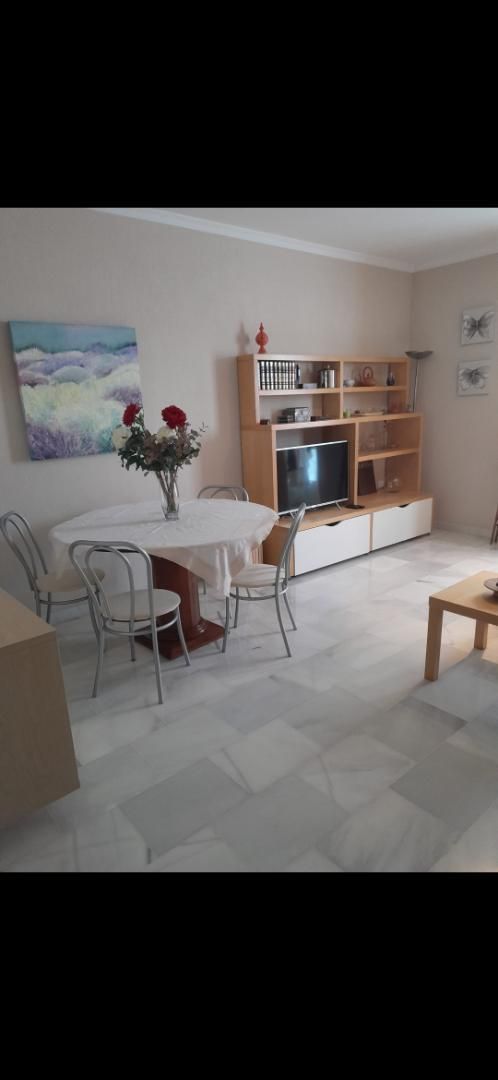 Wohnung zur Miete in Calle Caraza, 4, Núcleo urbano