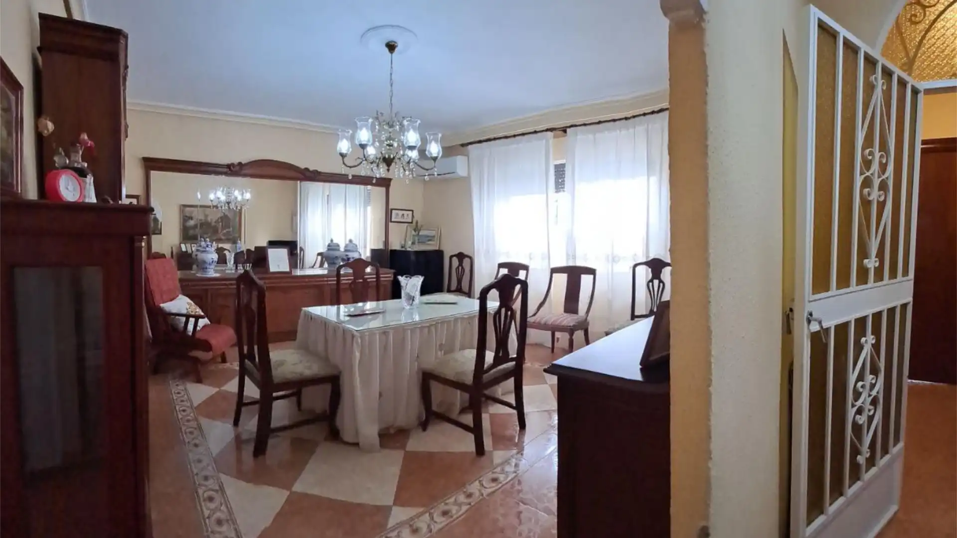 Dining room of Single-family semi-detached for sale in Gelves  with Air Conditioner, Terrace and Balcony