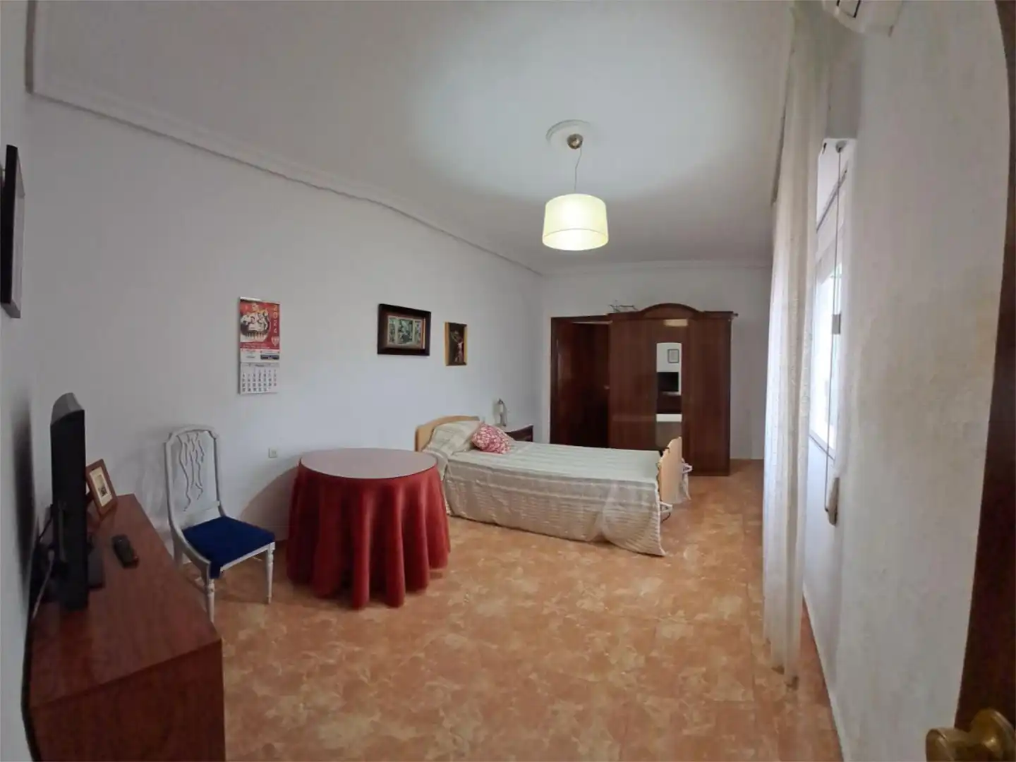 Einfamilien-Reihenhaus zum Verkauf in Gelves Schlafzimmer von Einfamilien-Reihenhaus zum Verkauf in Gelves mit Klimaanlage, Terrasse und Balkon