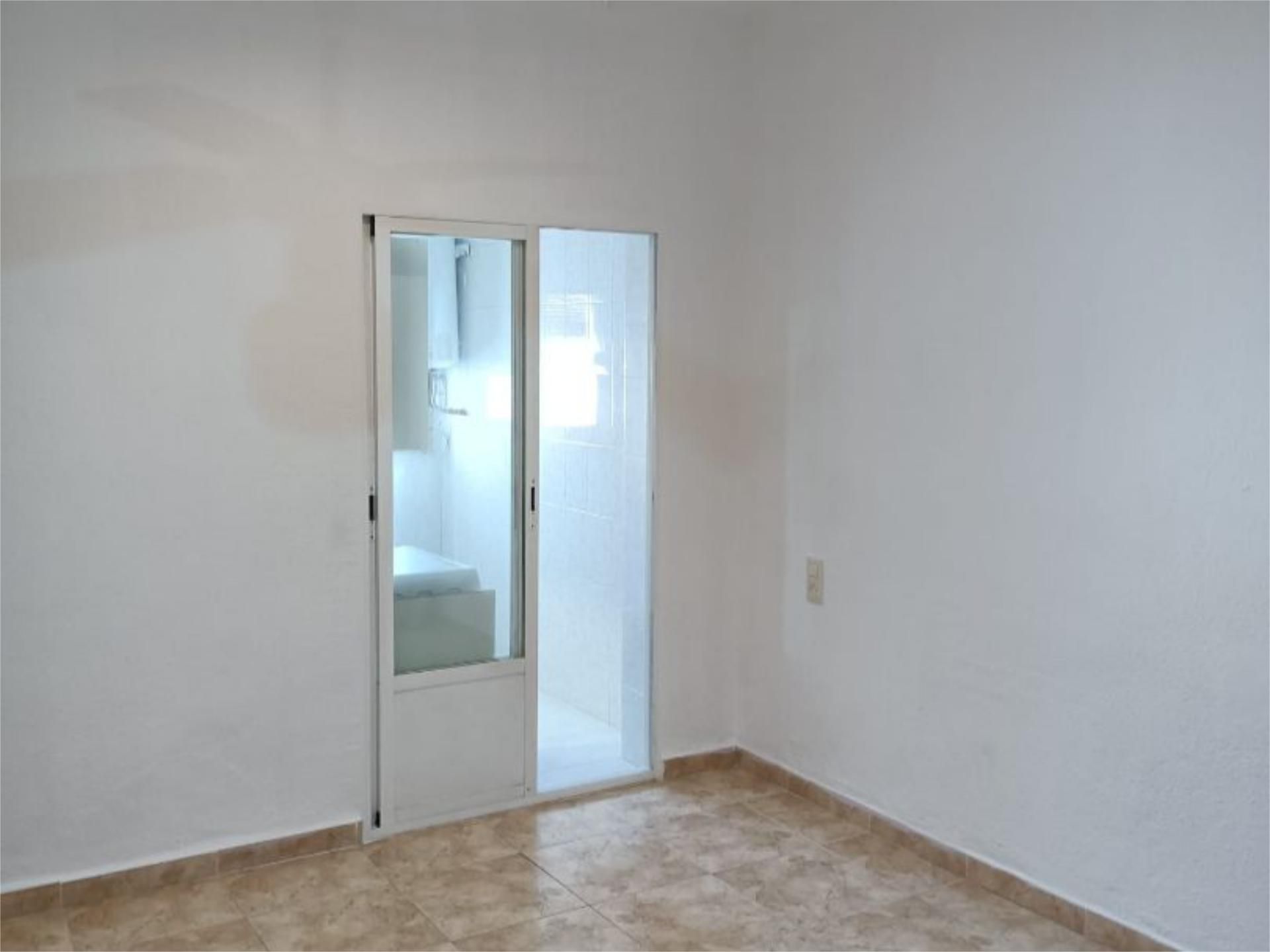 Flat for rent in Calle Antonio María Vasco, 11, Valdepeñas Bathroom of Flat for rent in Valdepeñas with Air Conditioner, Heating and Balcony