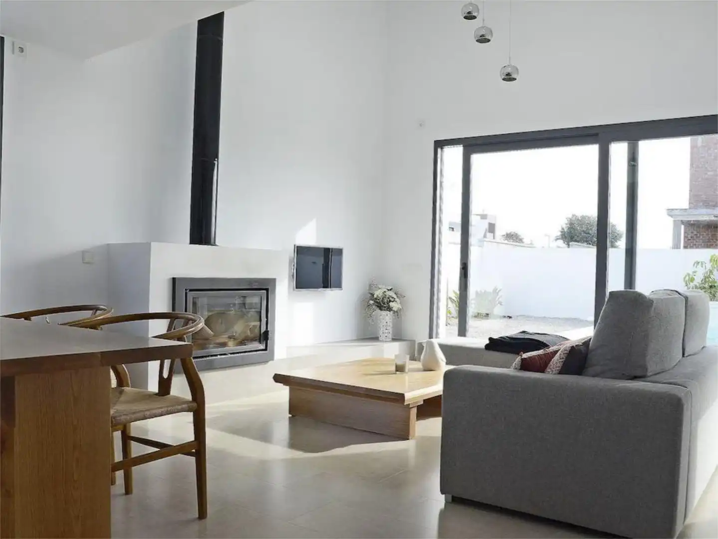 Casa o chalet de alquiler en Calle Crucero, 6, Conil Sala de estar de Casa o chalet de alquiler en Conil de la Frontera con Aire acondicionado, Terraza y Piscina
