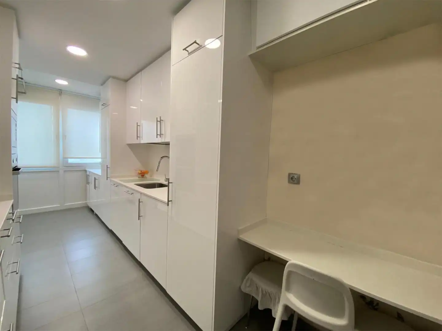 Flat for sale in Calle del Arte, 1, Costillares Kitchen of Flat for sale in Madrid with Air Conditioner, Heating and Private garden