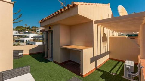 Foto 4 de Casa adosada en venda a Avenida de Los Alisos, 25, Cabopino - Artola, Marbella