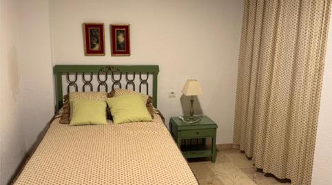 Foto 2 de Piso en venta en Calle Mirlo, 9, Pajaritos,  Granada Capital