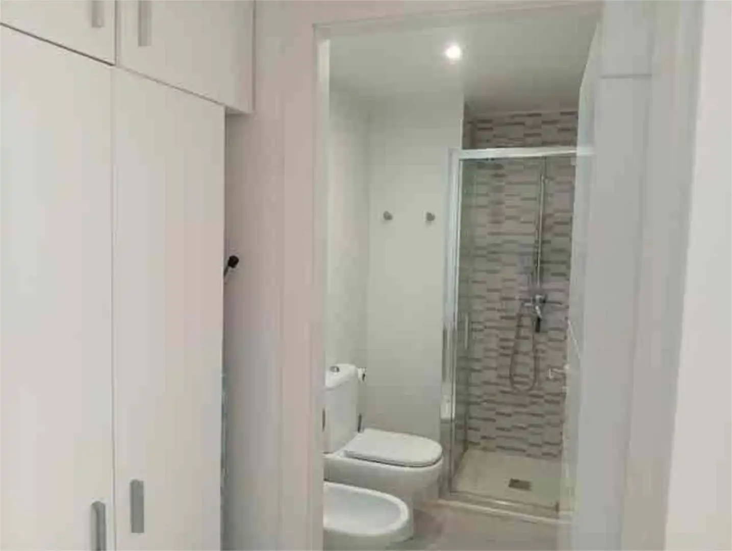 Badezimmer von Wohnungen zum Verkauf in Lloret de Mar mit Schwimmbad