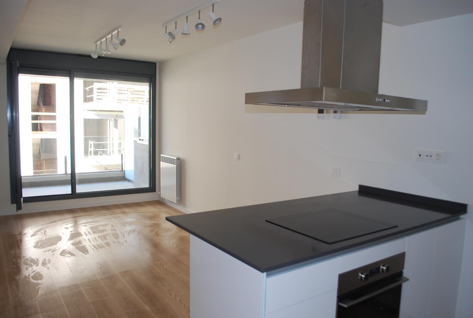 Kitchen of Flat for sale in Vilafranca del Penedès  with Air Conditioner, Terrace and Swimming Pool