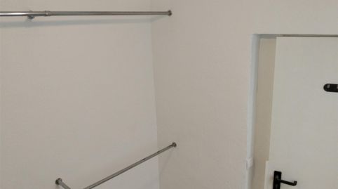 Foto 3 de Apartamento de alquiler en Calle Cristo del Desamparo y Abandono, 1, El Cerro, Sevilla Capital