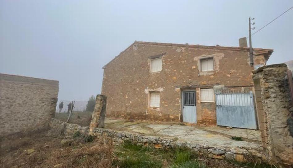 House or chalet for sale in Salcedillo, Teruel - image 1 Photo 1 of House or chalet for sale in Salcedillo, Teruel