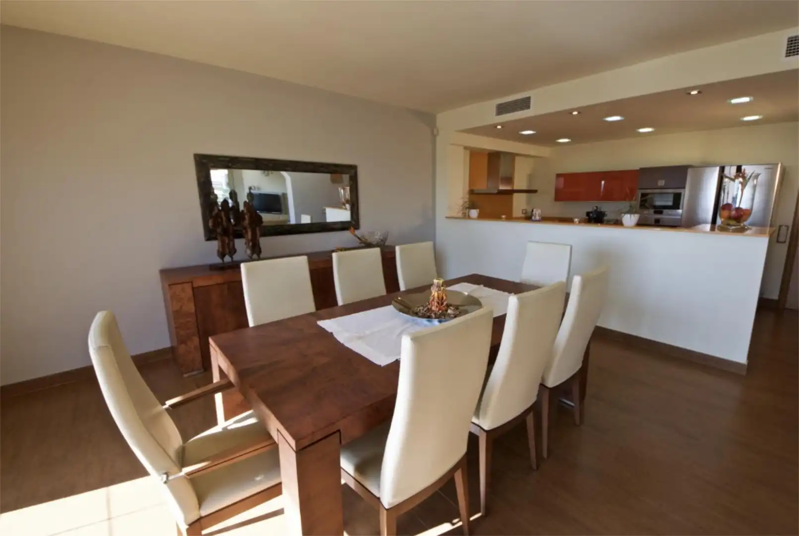 Casa o chalet en venta en Avinguda Barceloneta, 2, L'Ampolla Comedor de Casa o chalet en venta en L'Ampolla con Aire acondicionado, Calefacción y Jardín privado