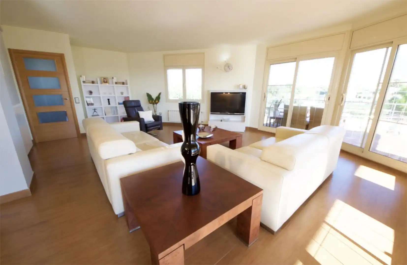 Casa o chalet en venta en Avinguda Barceloneta, 2, L'Ampolla Sala de estar de Casa o chalet en venta en L'Ampolla con Aire acondicionado, Calefacción y Jardín privado