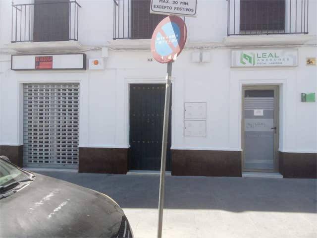 Local comercial en Alquiler en Montellano