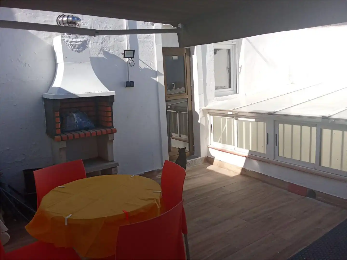 Einfamilien-Reihenhaus zum Verkauf in Carrer L'Esport, 2, La Bosca Terrasse von Einfamilien-Reihenhaus zum Verkauf in Burriana / Borriana mit Terrasse und Balkon