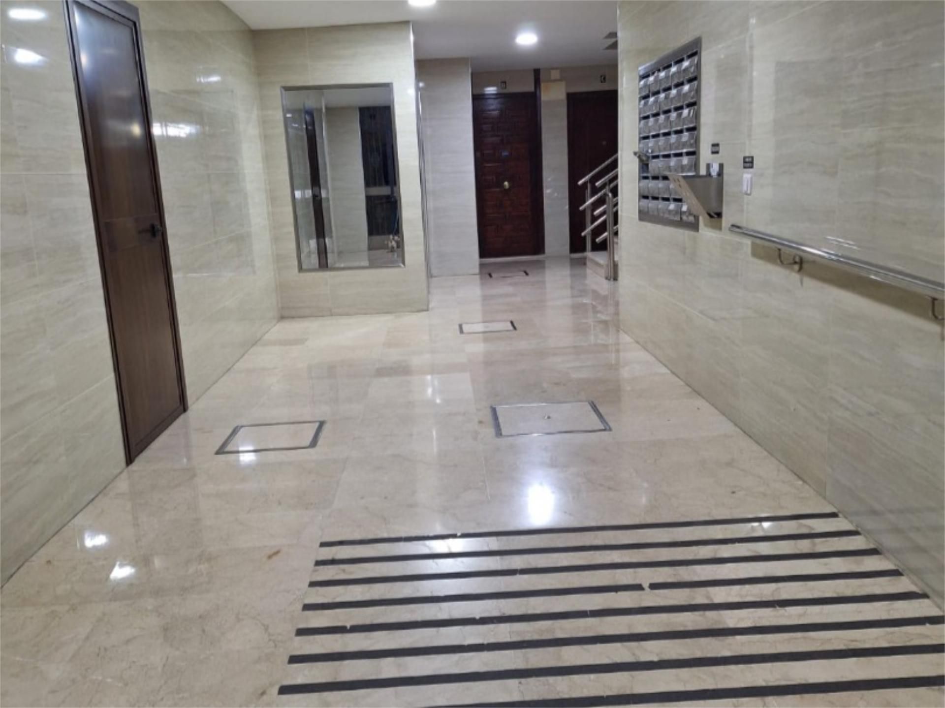 Pis en venda en  Sevilla Capital amb Aire condicionat i Balcó