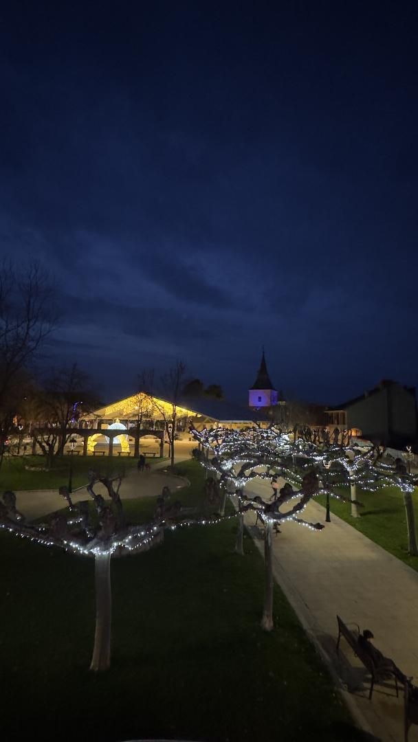 Vista exterior de Piso en venta en Sevilla la Nueva con Aire acondicionado, Terraza y Balcón