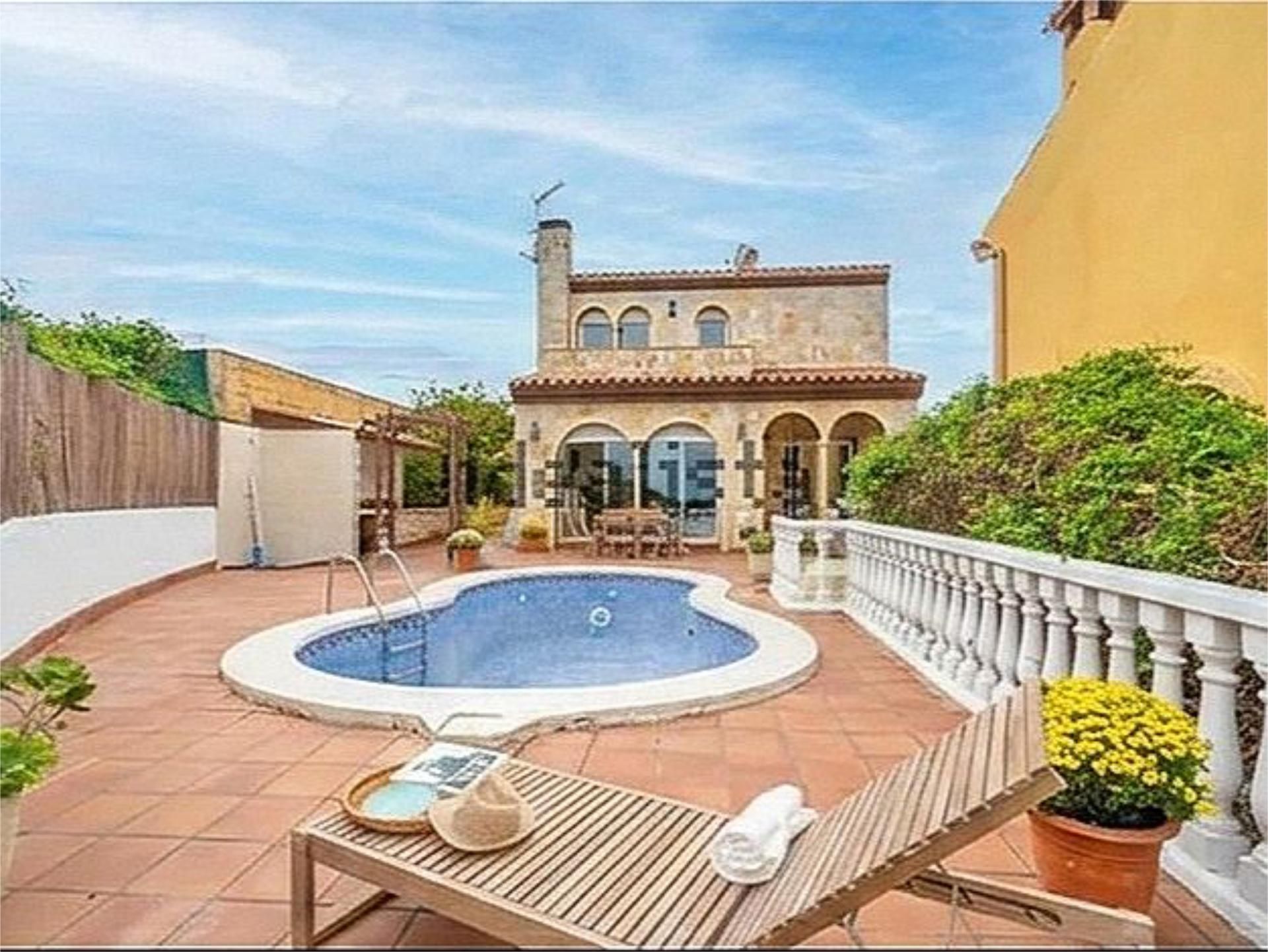 Piscina de Casa o chalet en venta en Malgrat de Mar con Terraza, Piscina y Balcón
