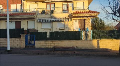 Foto 2 de Piso en venta en Travesía Llosa Sierra, 1a, Somo, Ribamontán al Mar