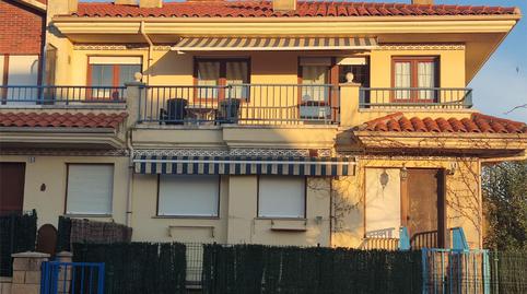 Foto 3 de Piso en venta en Travesía Llosa Sierra, 1a, Somo, Ribamontán al Mar