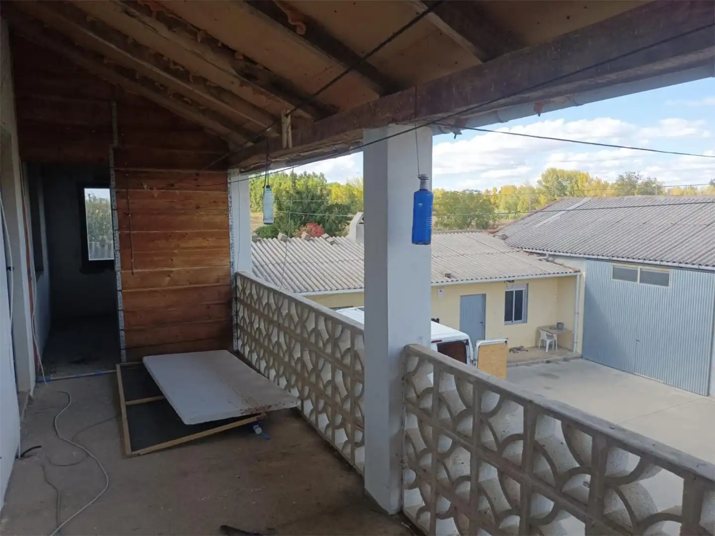 Casa o chalet en venta en Calle Esmeralda, 76, Villamontán de la Valduerna Terraza de Casa o chalet en venta en Villamontán de la Valduerna con Calefacción, Jardín privado y Terraza
