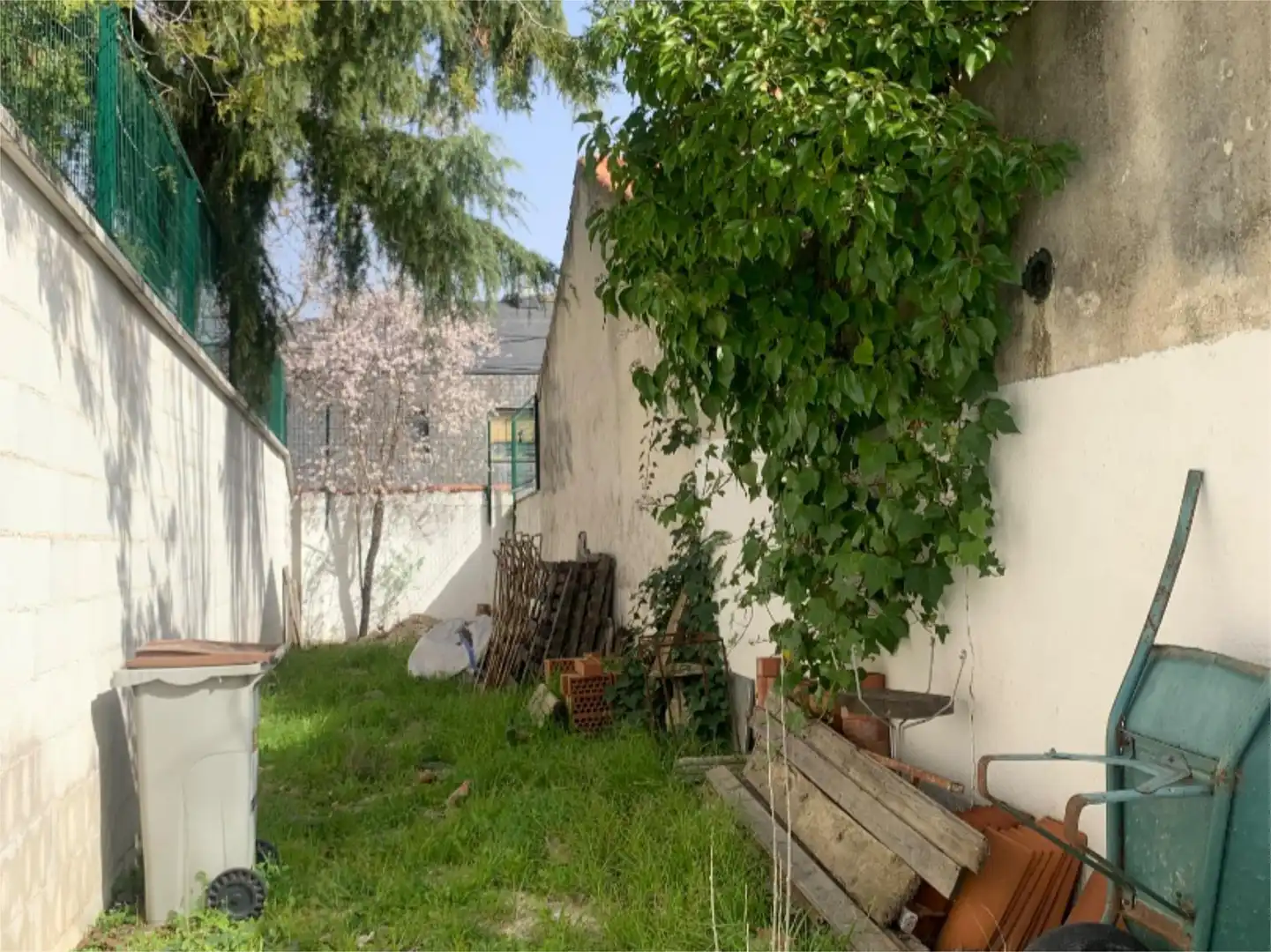 Wohnung zum Verkauf in Calle Eduardo Vela, 5, Aravaca Garten von Wohnung zum Verkauf in Madrid mit Privatgarten