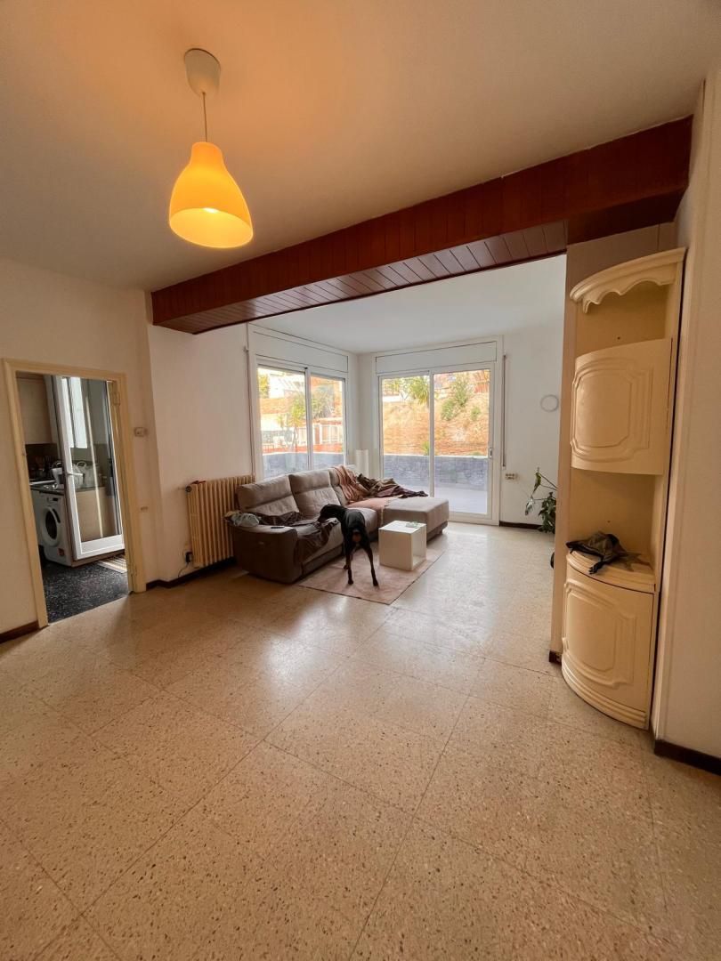 Living room of Flat for share in Terrassa  with Terrace and Furnished