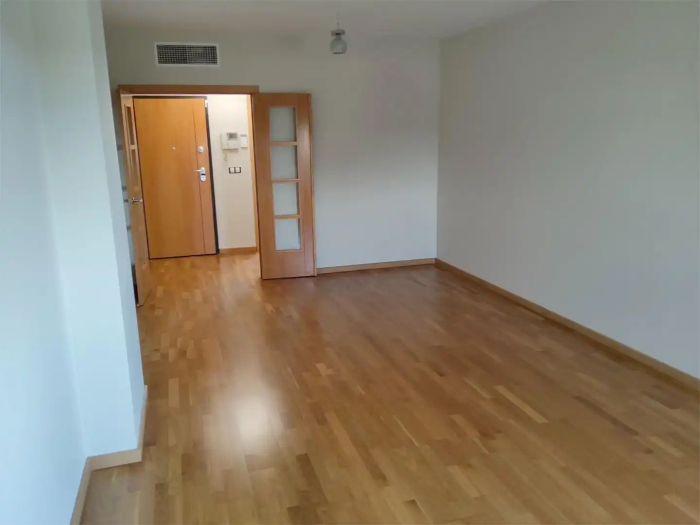 Flat for sale in Bulevar de el Ejido, 459, Plaza de la Luz Living room of Flat for sale in El Ejido with Air Conditioner, Heating and Private garden