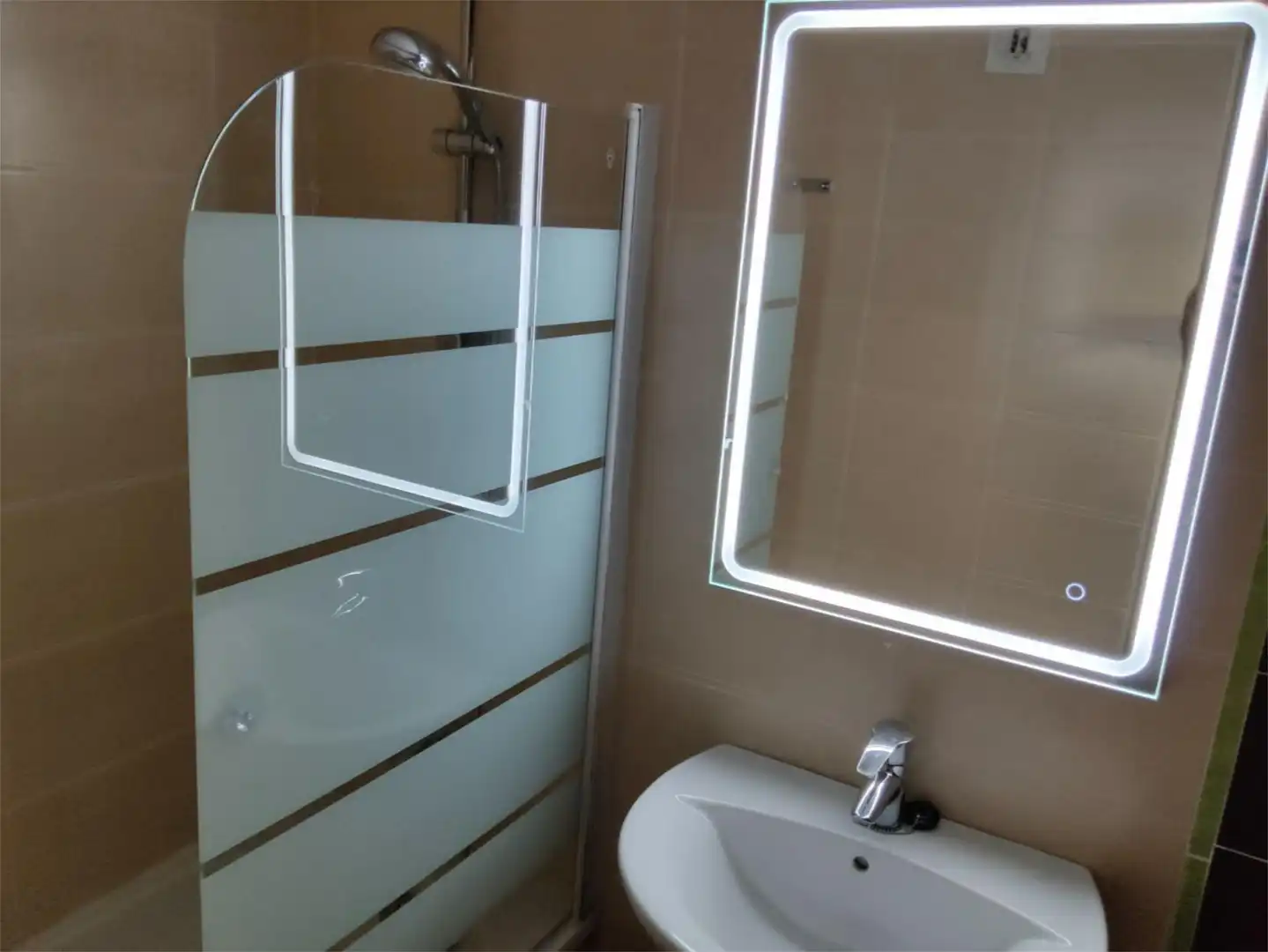Flat for sale in Bulevar de el Ejido, 459, Plaza de la Luz Bathroom of Flat for sale in El Ejido with Air Conditioner, Heating and Private garden