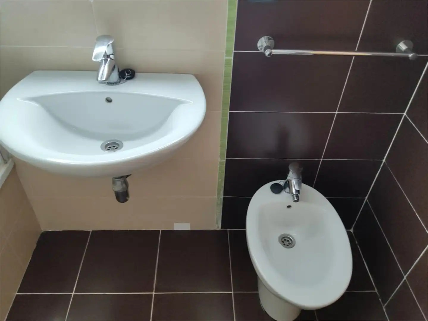 Flat for sale in Bulevar de el Ejido, 459, Plaza de la Luz Bathroom of Flat for sale in El Ejido with Air Conditioner, Heating and Private garden