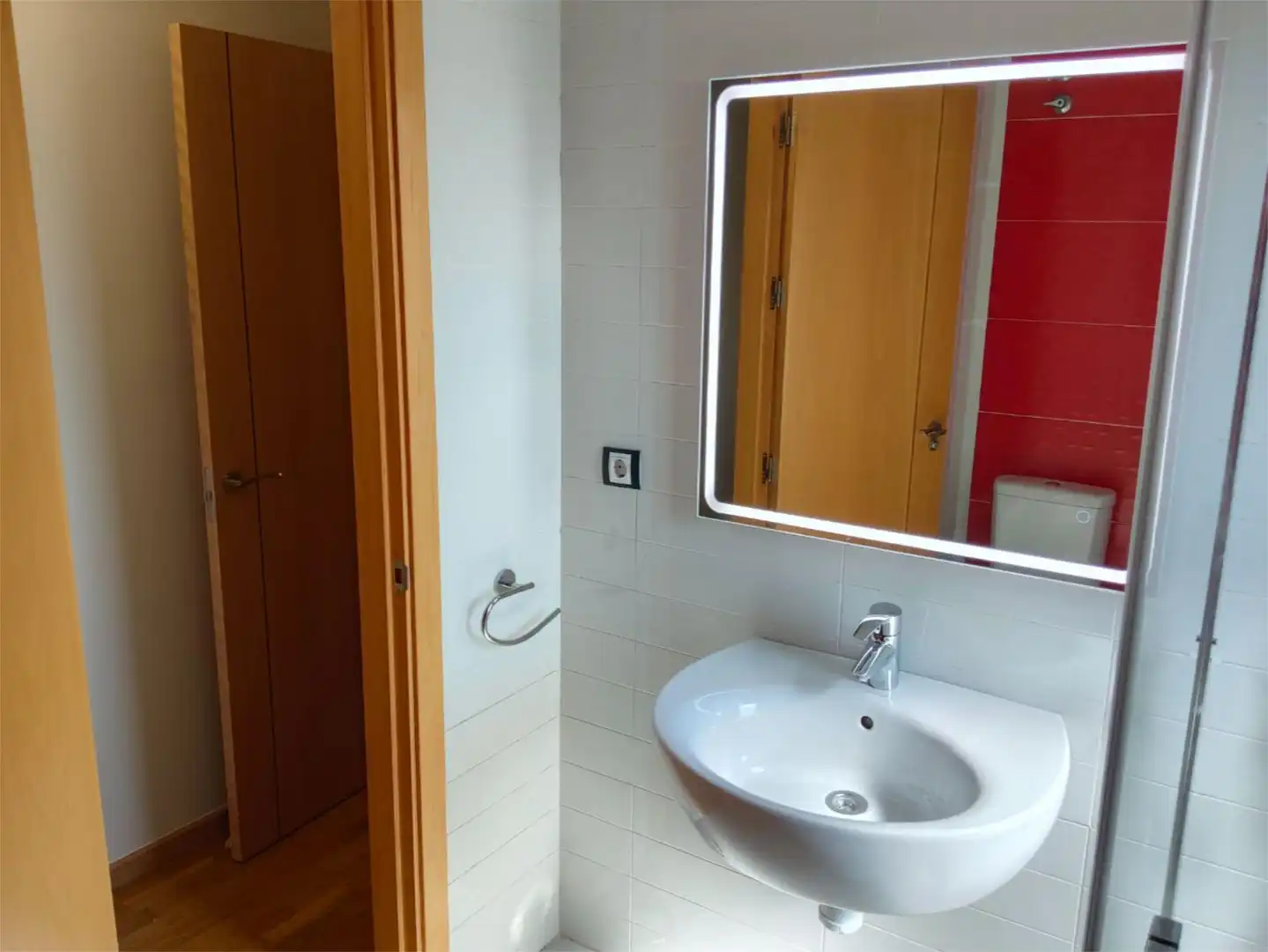 Flat for sale in Bulevar de el Ejido, 459, Plaza de la Luz Bathroom of Flat for sale in El Ejido with Air Conditioner, Heating and Private garden