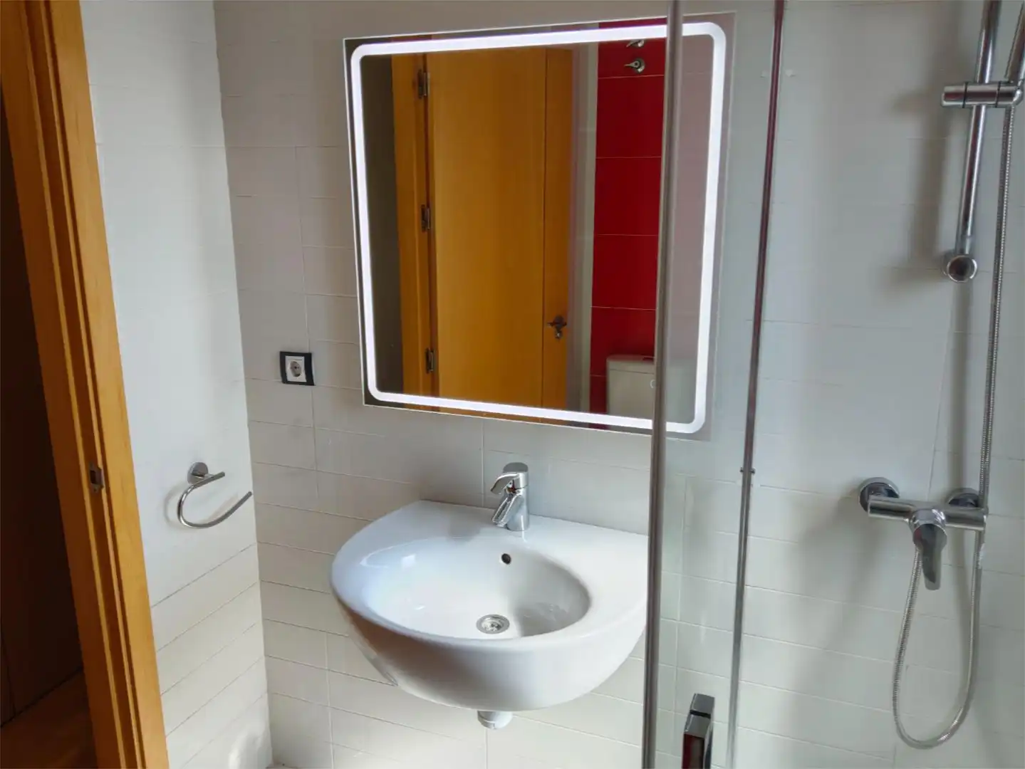 Flat for sale in Bulevar de el Ejido, 459, Plaza de la Luz Bathroom of Flat for sale in El Ejido with Air Conditioner, Heating and Private garden