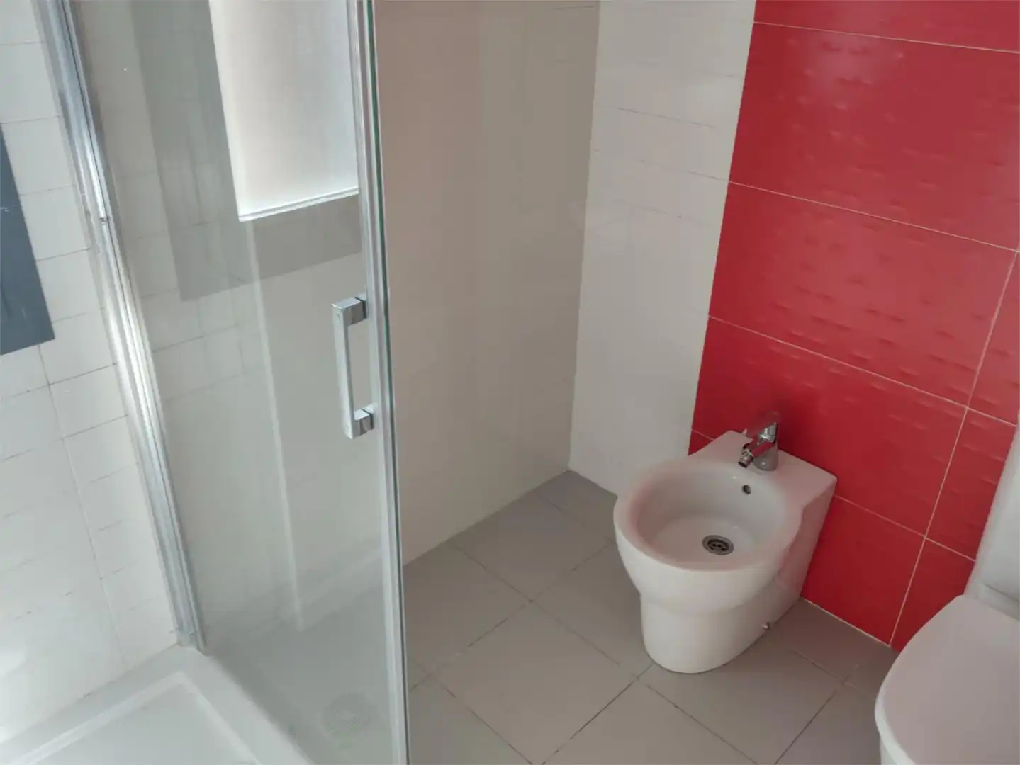 Flat for sale in Bulevar de el Ejido, 459, Plaza de la Luz Bathroom of Flat for sale in El Ejido with Air Conditioner, Heating and Private garden